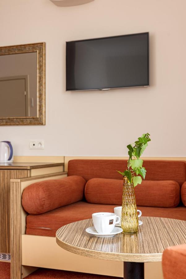 Info Hotel Palanga Exterior foto